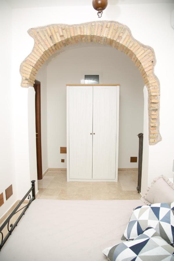 Casa Vacanza Colosseo 2 روما المظهر الخارجي الصورة